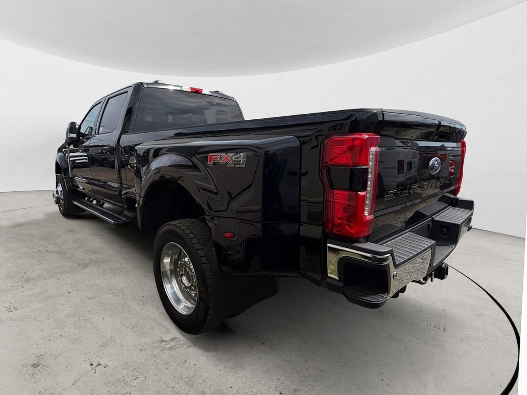 Certified 2025 Ford F450 Lariat w/ FX4 Off-Road Package AWD/4WD image 2