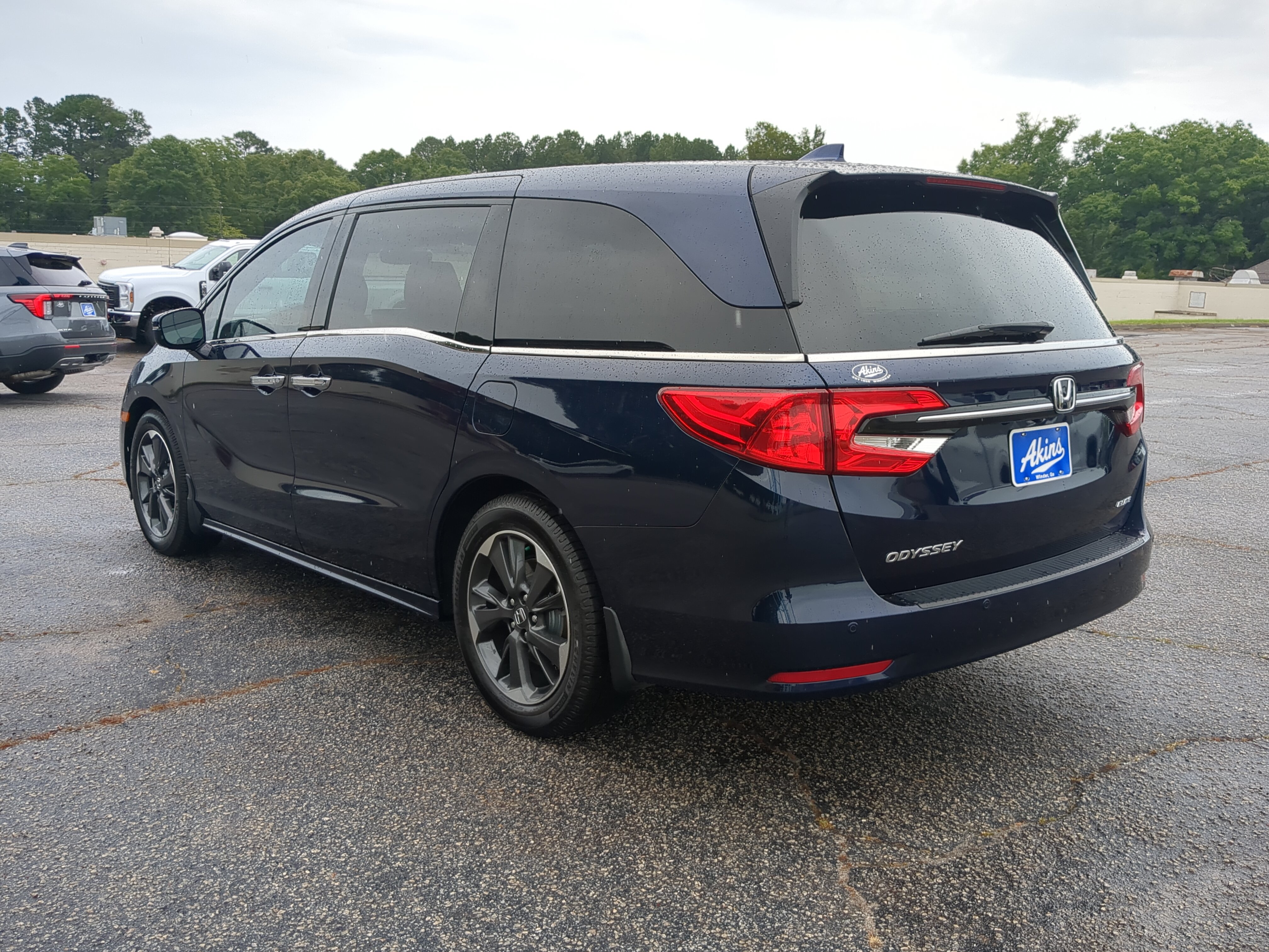 Used 2023 Honda Odyssey Elite image 5
