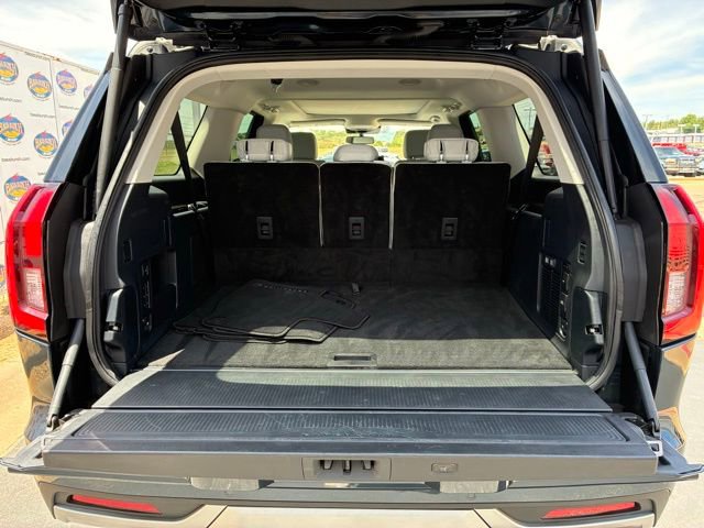 Certified 2025 Ford Expedition Max Platinum AWD/4WD image 6