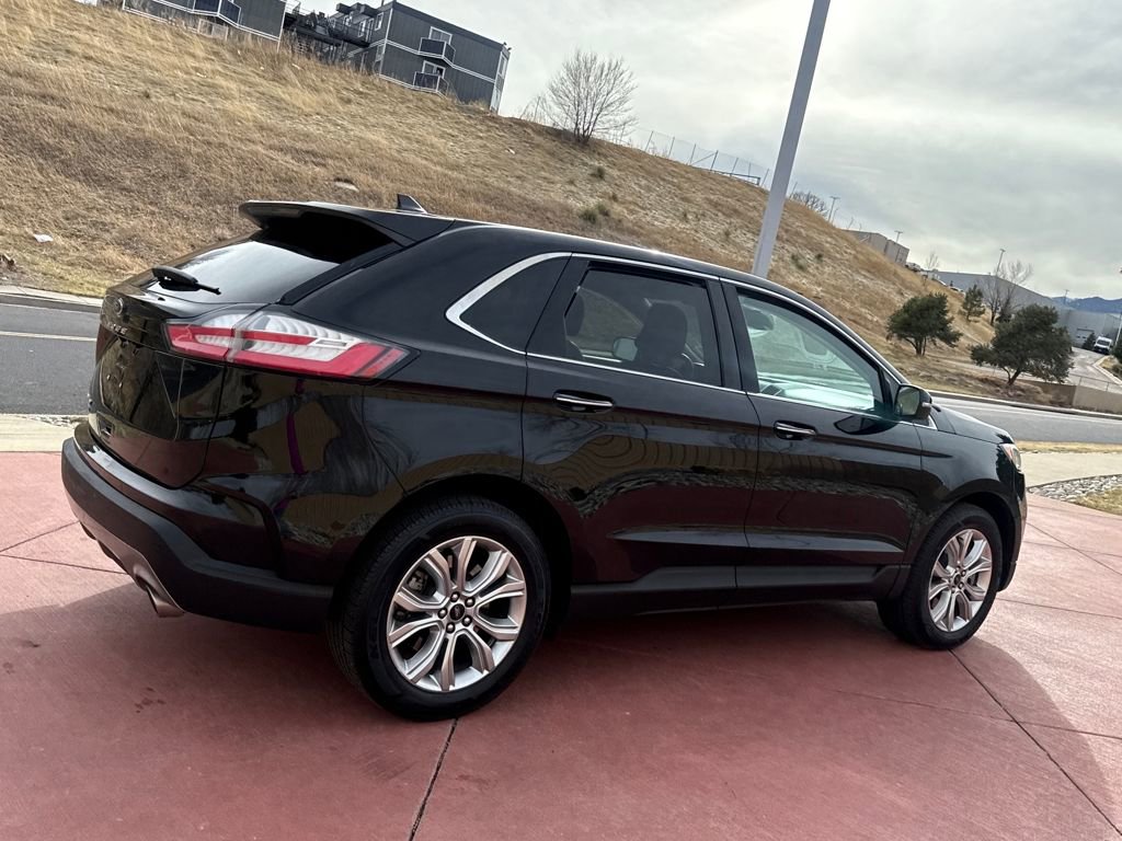 Certified 2024 Ford Edge Titanium AWD/4WD image 9