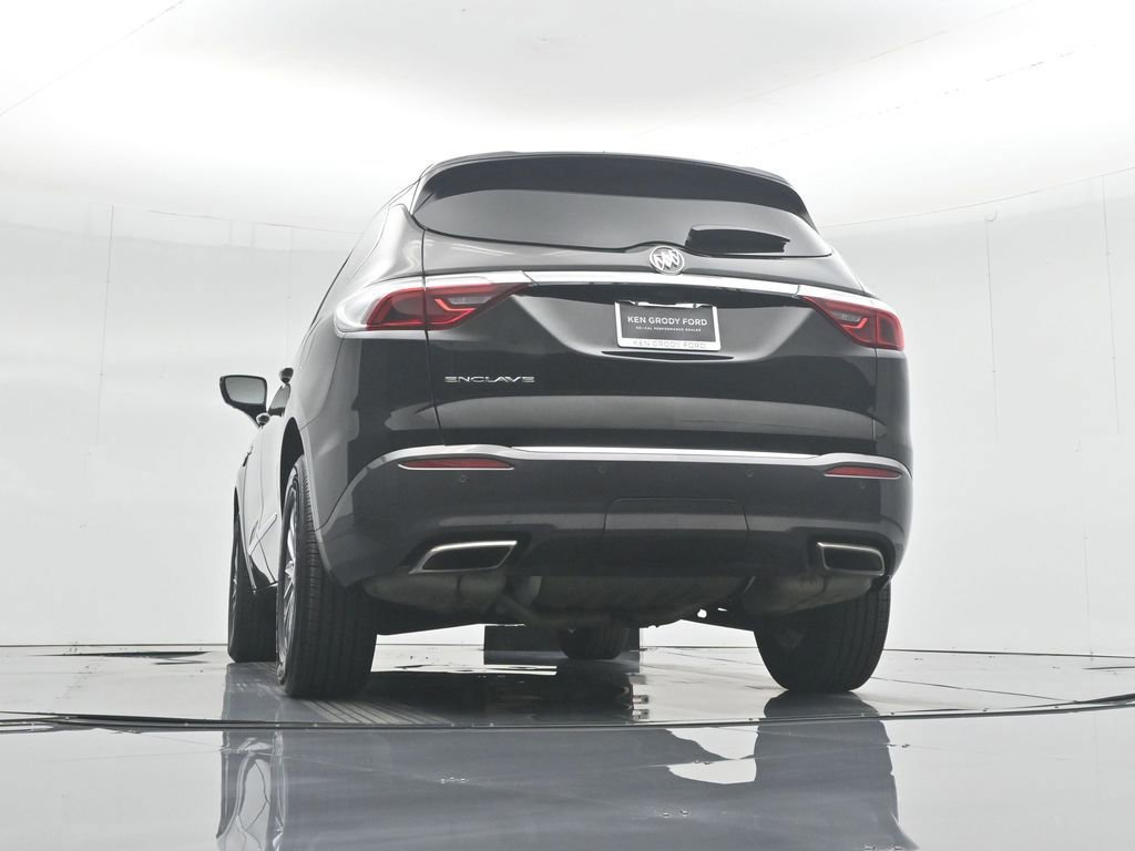Used 2024 Buick Enclave Premium image 15
