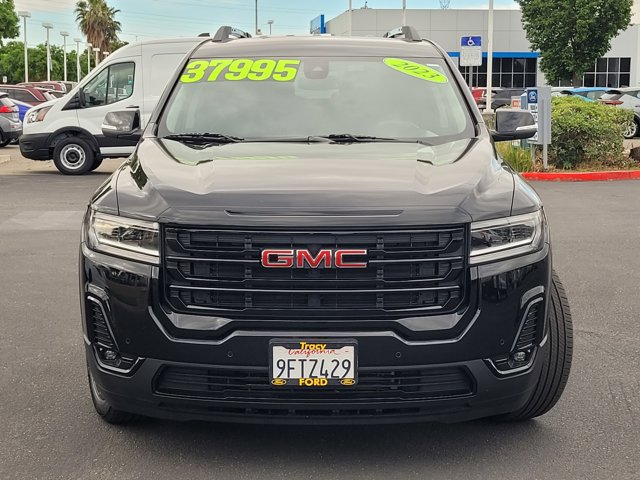 Used 2023 GMC Acadia SLT w/ Elevation Edition FWD image 2