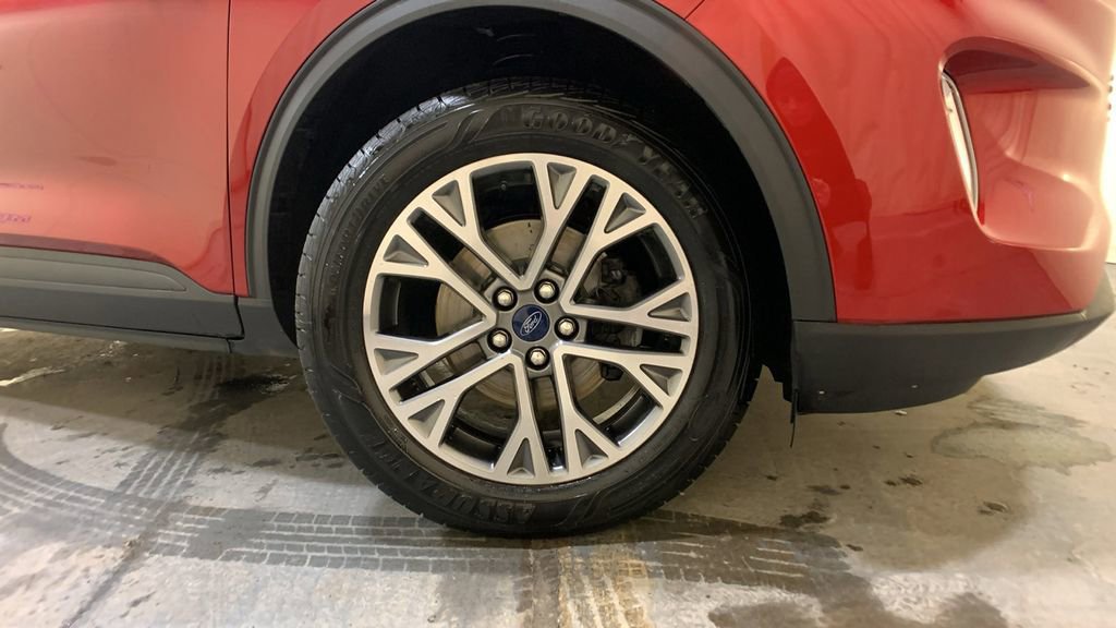 Certified 2022 Ford Escape SEL image 11