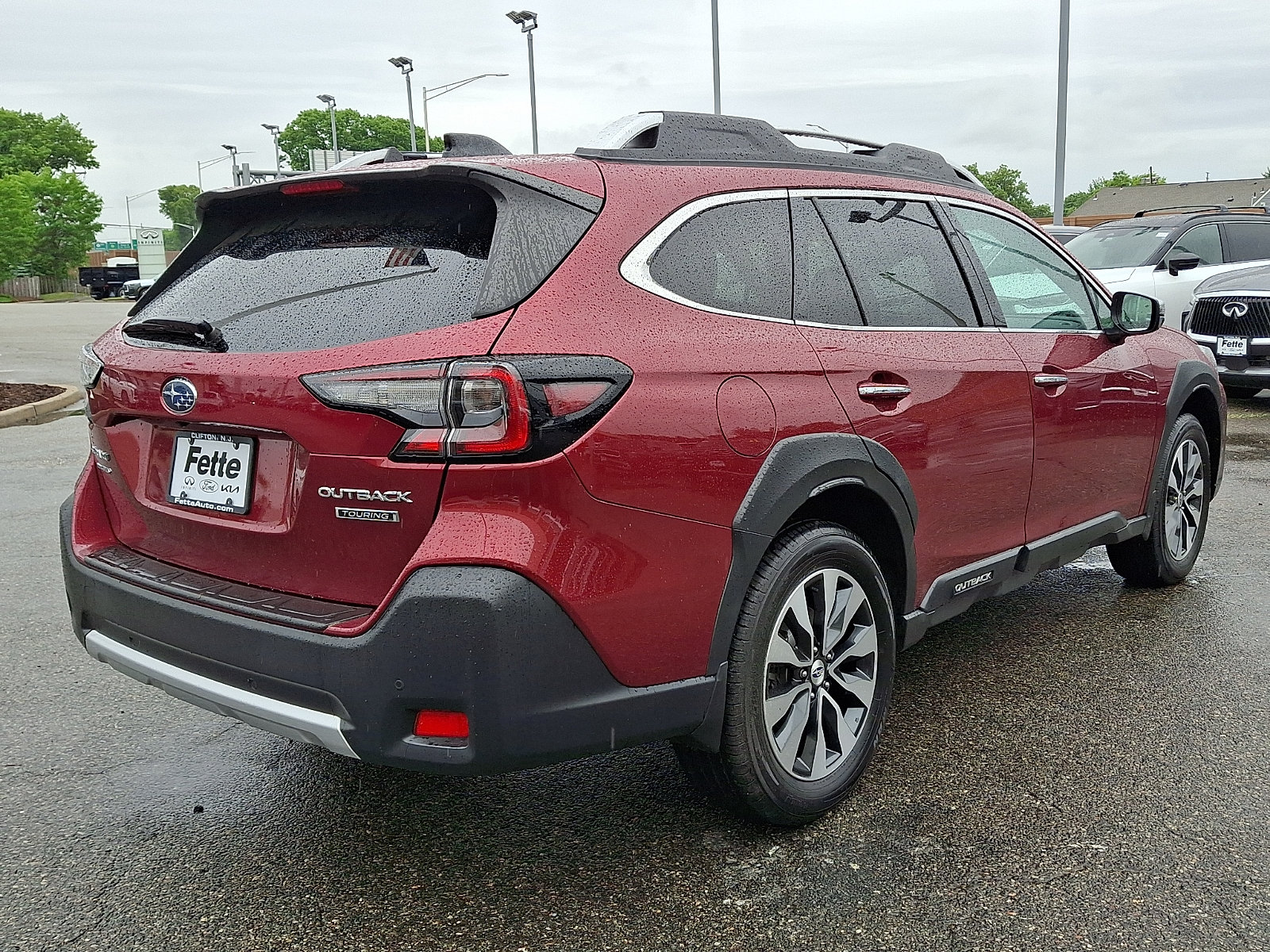 Used 2023 Subaru Outback Touring AWD/4WD image 4