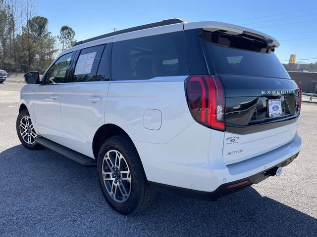 Certified 2025 Ford Expedition Active image 3