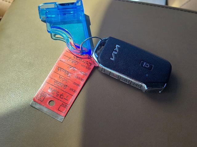 Used 2022 Kia Telluride SX w/ Towing Package image 33