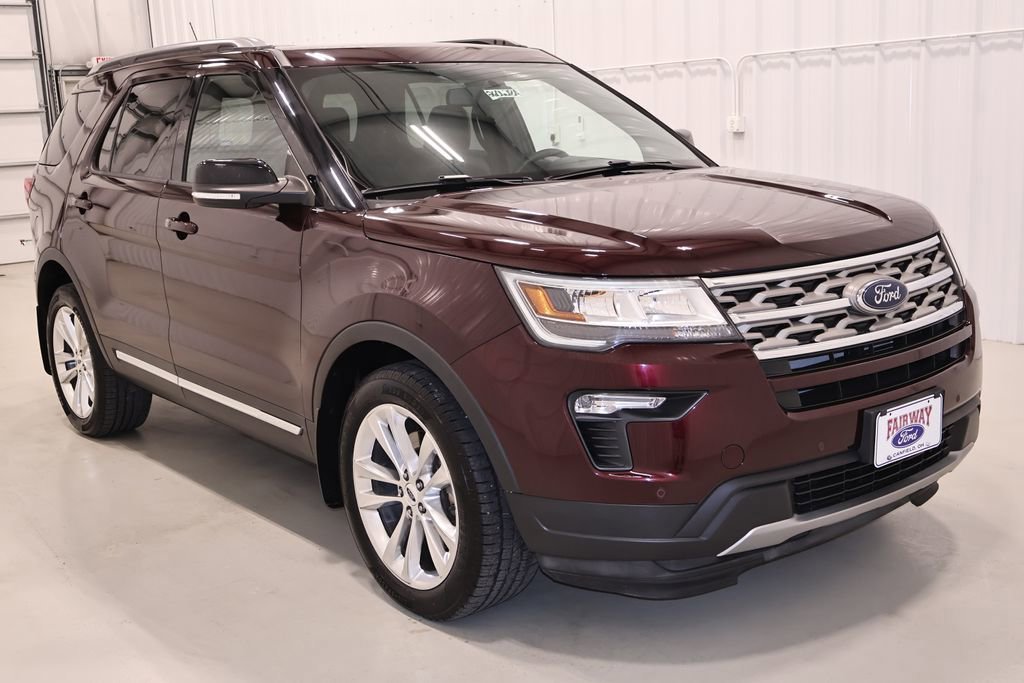 Certified 2018 Ford Explorer XLT w/ Equipment Group 202A image 10