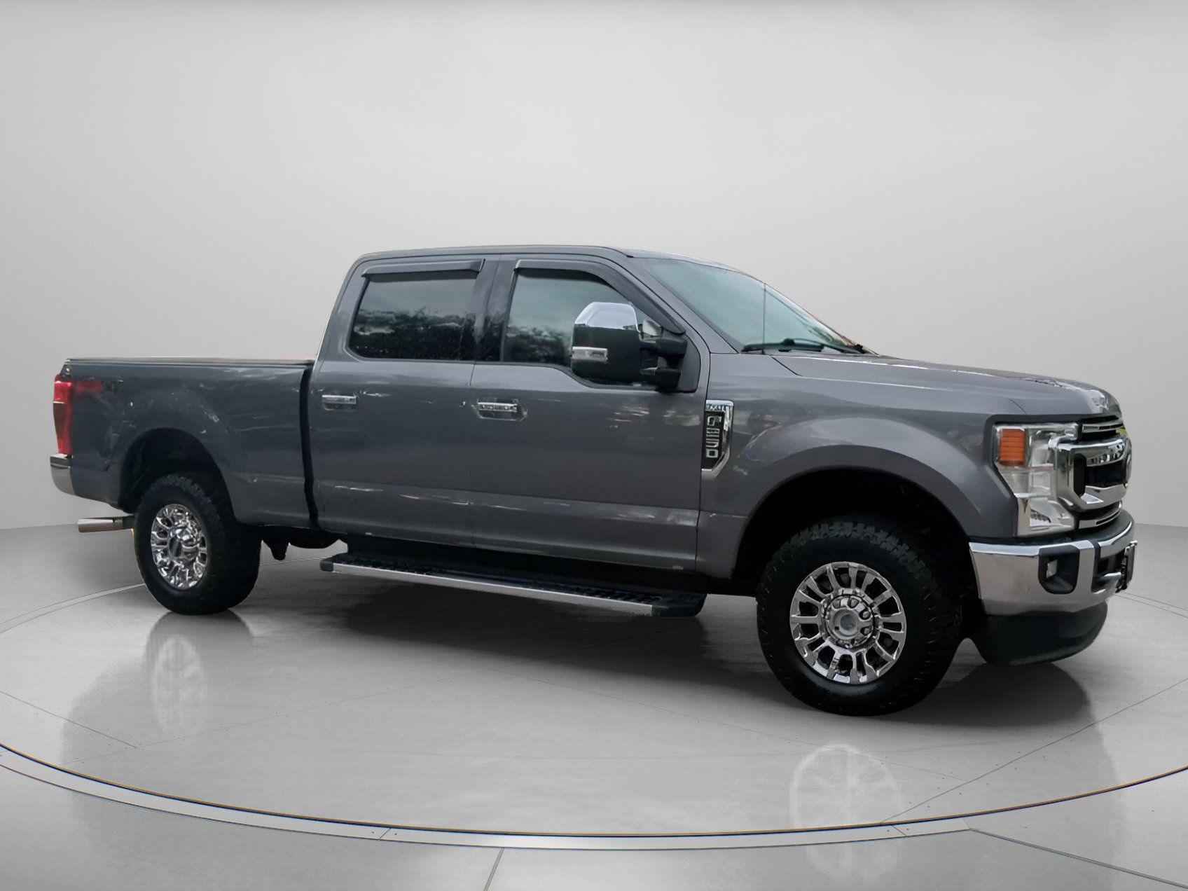 Certified 2021 Ford F250 XLT w/ XLT Premium Package AWD/4WD image 34