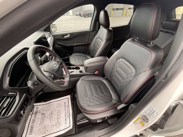 Certified 2023 Ford Escape ST-Line Elite w/ Premium Technology Package AWD/4WD image 11