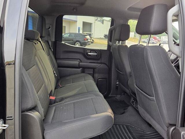 Used 2024 Chevrolet Silverado 1500 Custom Trail Boss AWD/4WD image 16