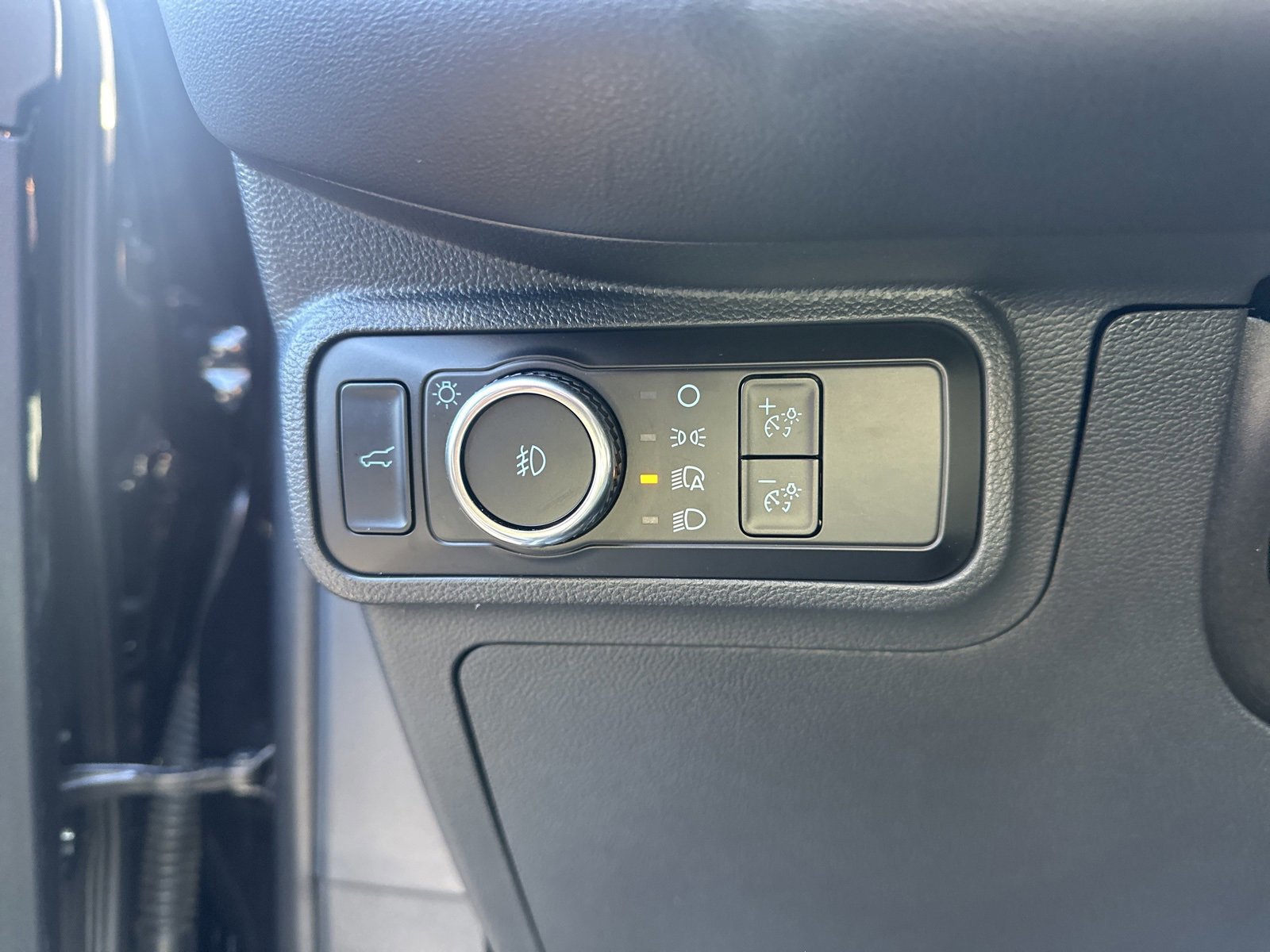 Certified 2025 Ford Explorer ST-Line image 21