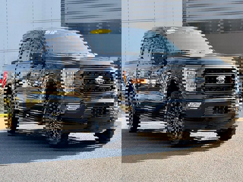 Certified 2022 Ford F150 Lariat w/ Equipment Group 502A High image 2