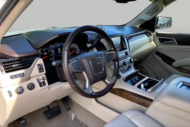 Used 2019 GMC Yukon Denali w/ Open Road Package AWD/4WD image 18