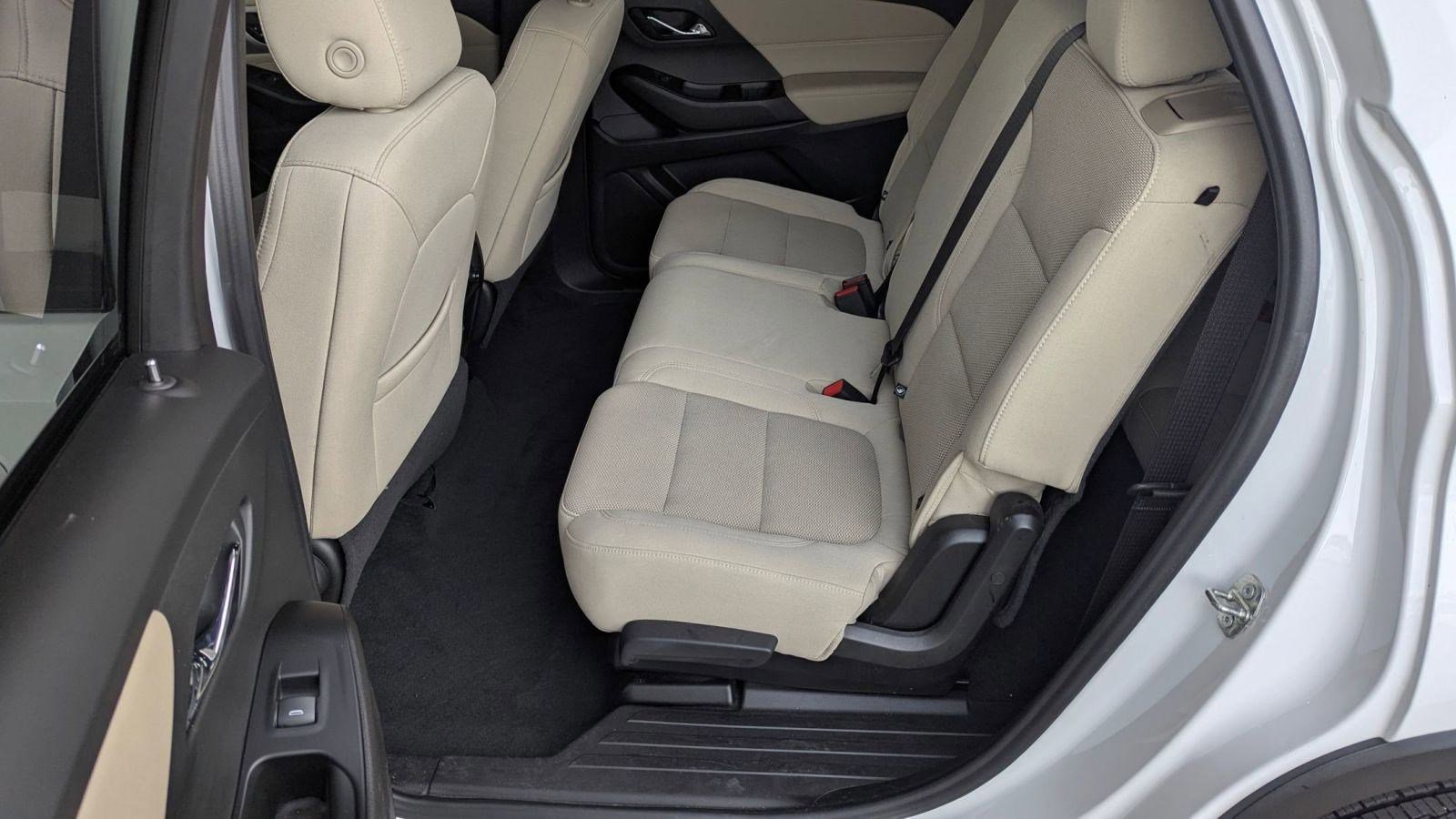 Used 2023 Chevrolet Traverse LS w/ Midnight/Sport Edition image 13