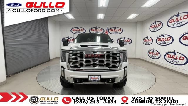 Used 2024 GMC Sierra 2500 Denali w/ Denali Reserve Package AWD/4WD image 3