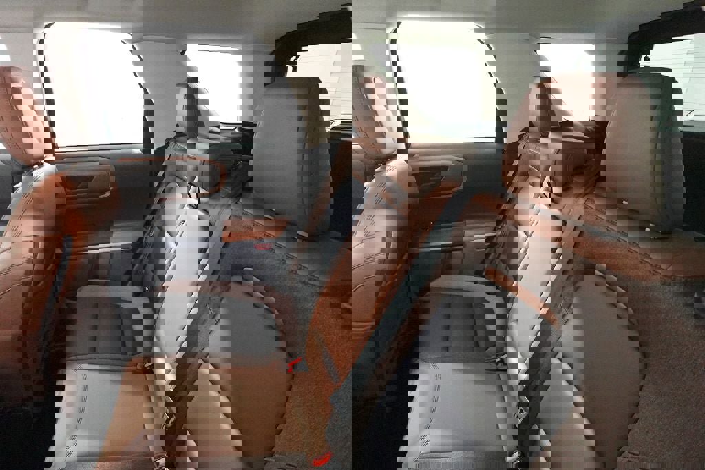 Certified 2025 Ford Bronco Sport Outer Banks w/ Outer Banks Tech Package+ image 25