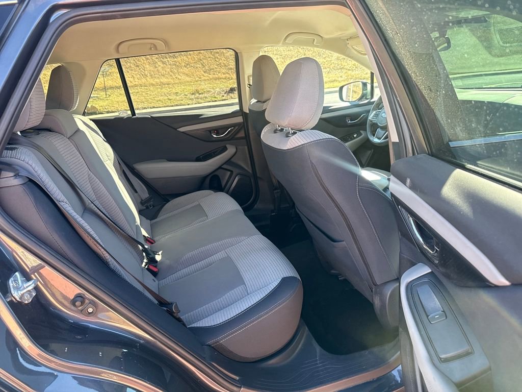 Used 2023 Subaru Outback Premium image 21