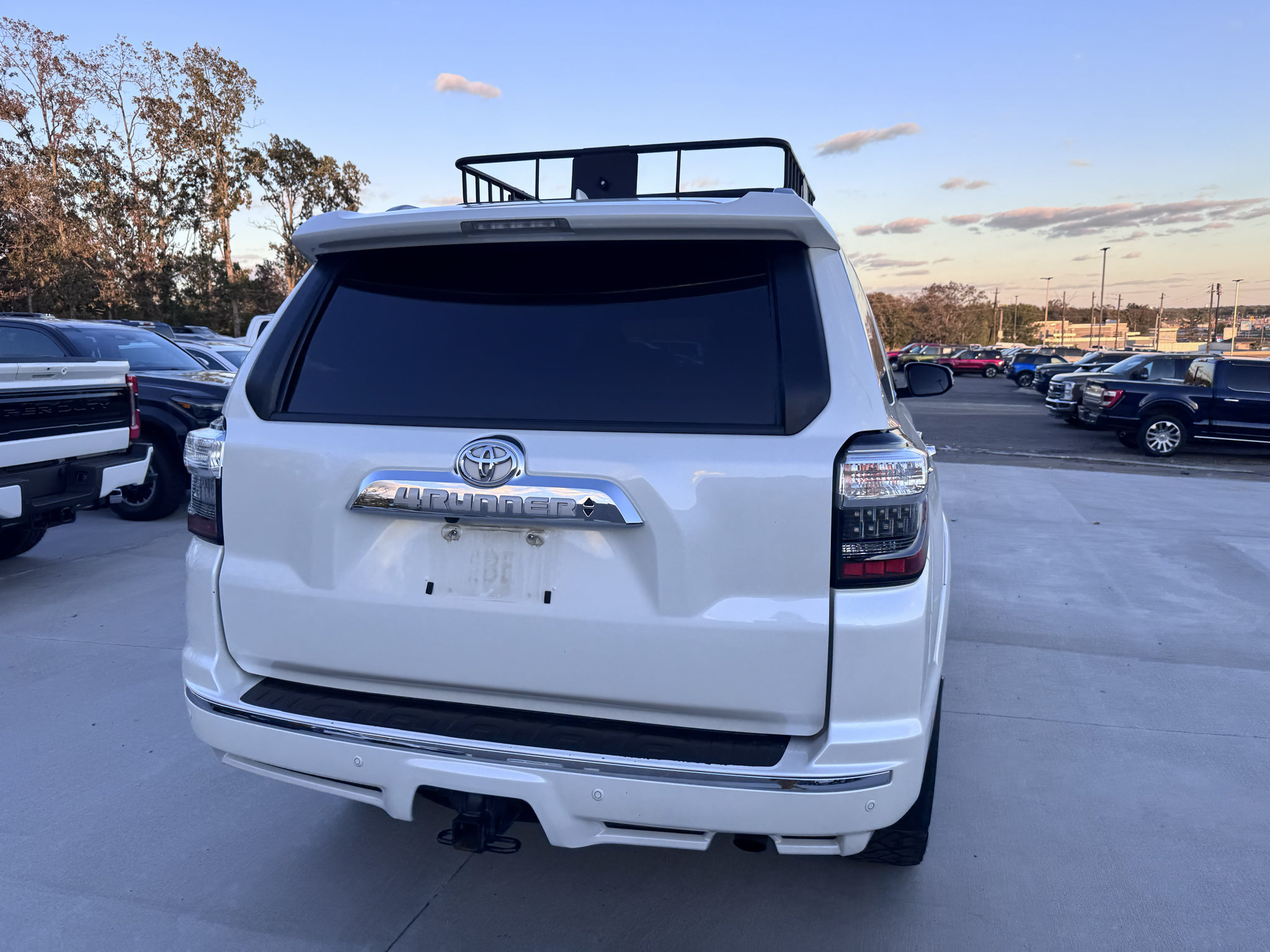 Used 2023 Toyota 4Runner Limited AWD/4WD image 7