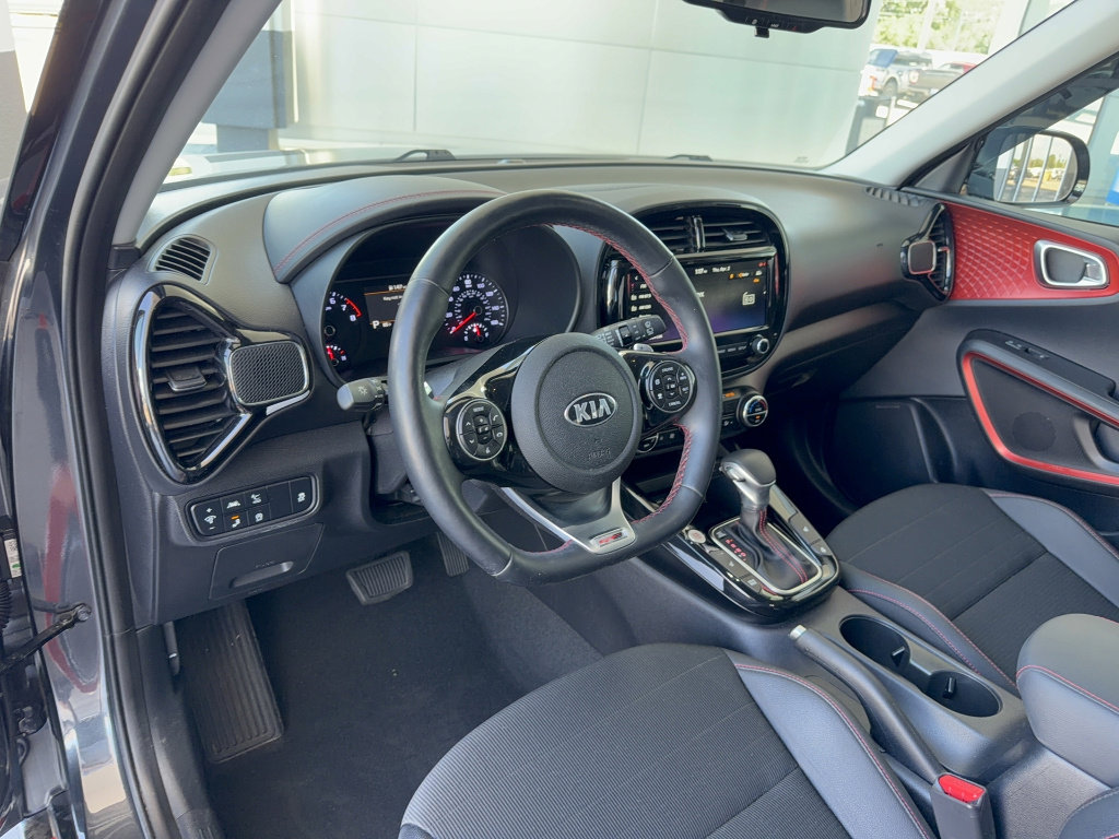 Used 2020 Kia Soul GT-Line Turbo FWD image 11