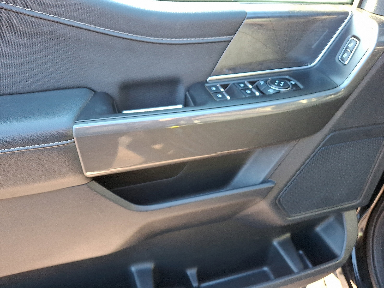 Certified 2023 Ford F150 XLT w/ Equipment Group 302A High image 13