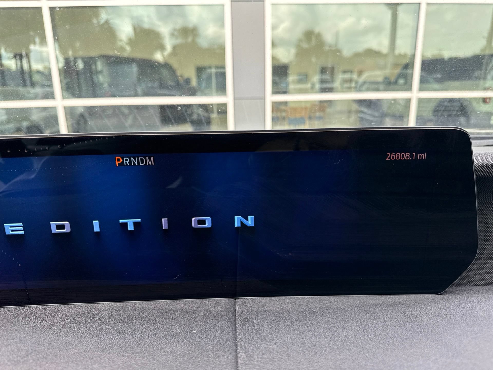 Certified 2025 Ford Expedition Max Platinum w/ Driver's Package AWD/4WD image 15