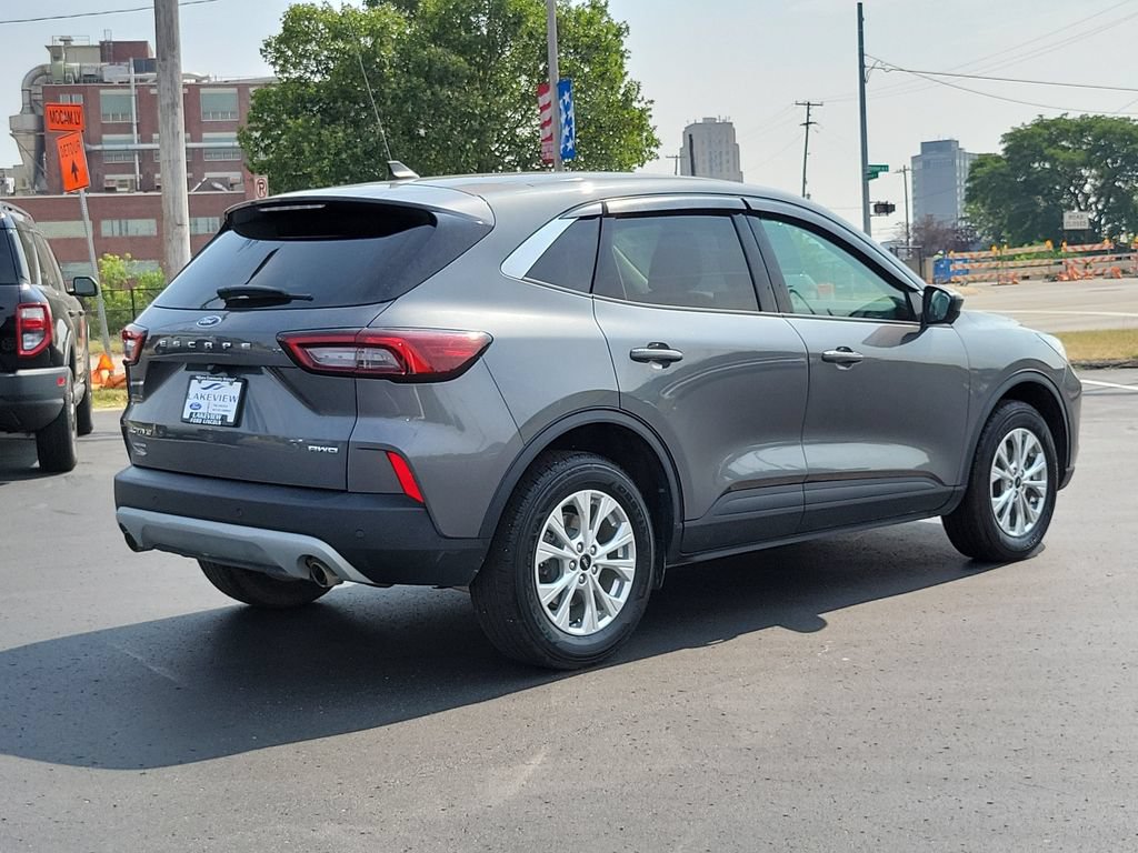 Certified 2023 Ford Escape Active w/ Tech Pack #2 AWD/4WD image 3