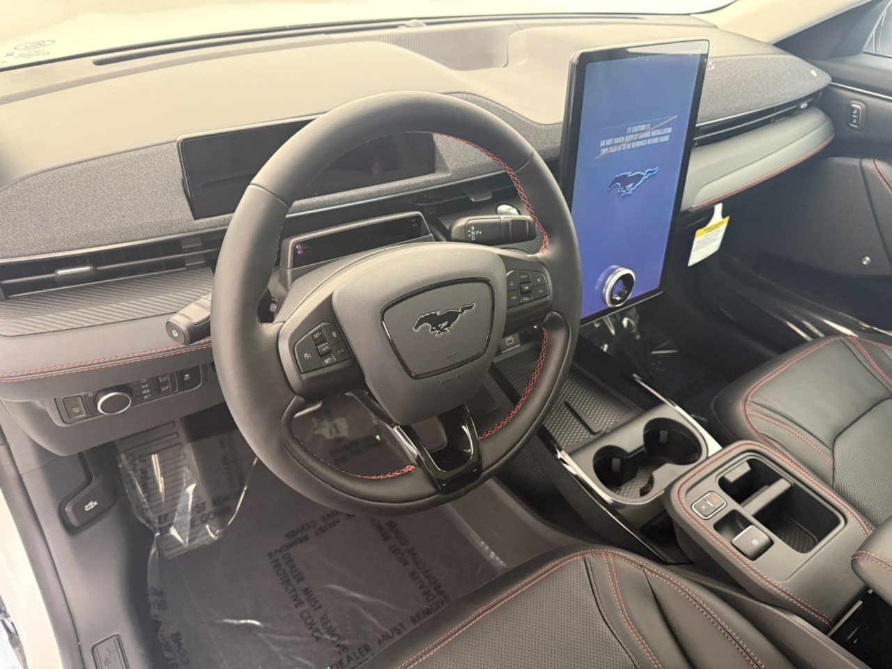 Certified 2025 Ford Mustang Mach-E Premium w/ Sport Appearance Package AWD/4WD image 17