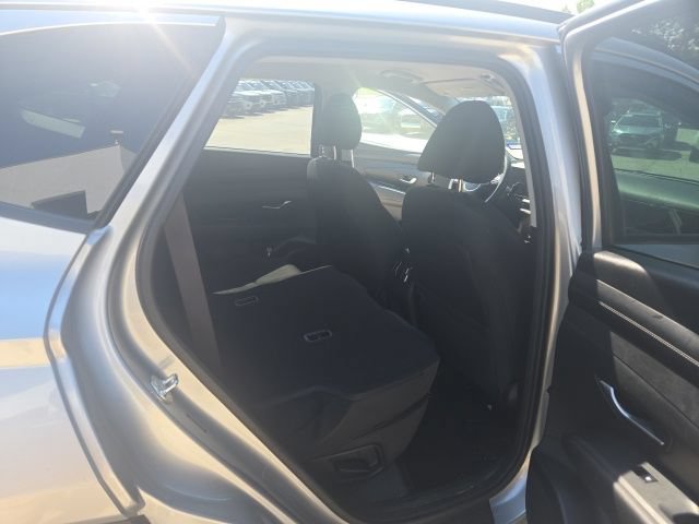 Used 2025 Hyundai Tucson SEL FWD image 26
