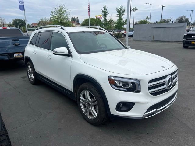 Used 2022 Mercedes-Benz GLB 250 4MATIC image 7