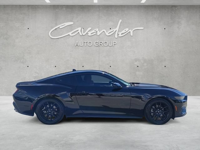 Certified 2025 Ford Mustang Coupe RWD image 18
