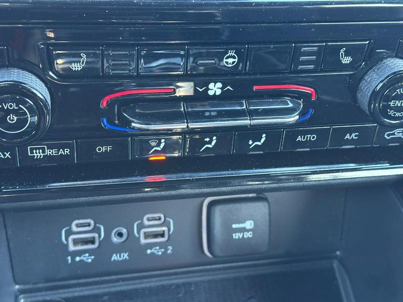 Used 2023 Jeep Grand Cherokee Laredo image 21