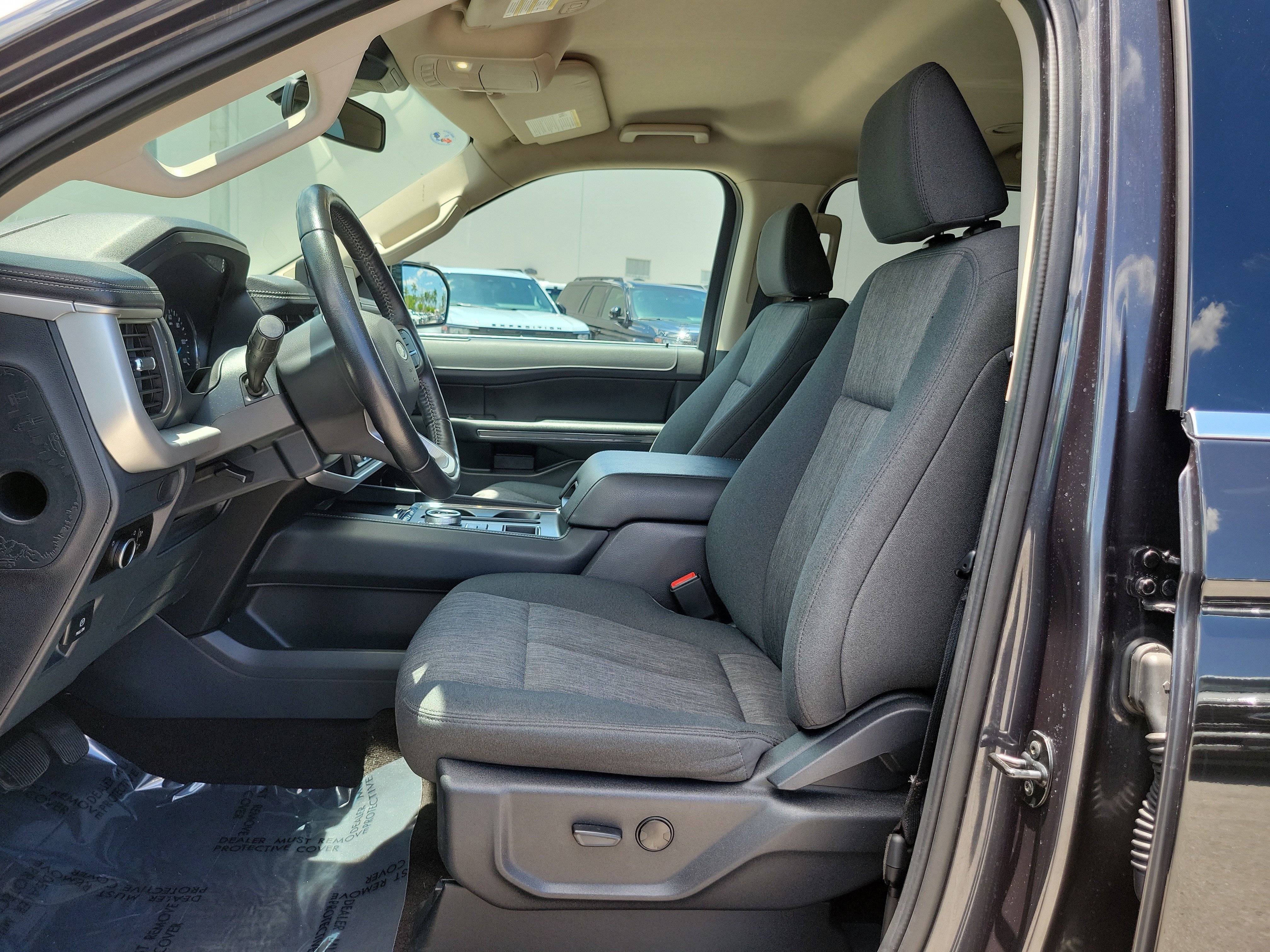 Certified 2023 Ford Expedition XLT RWD image 11