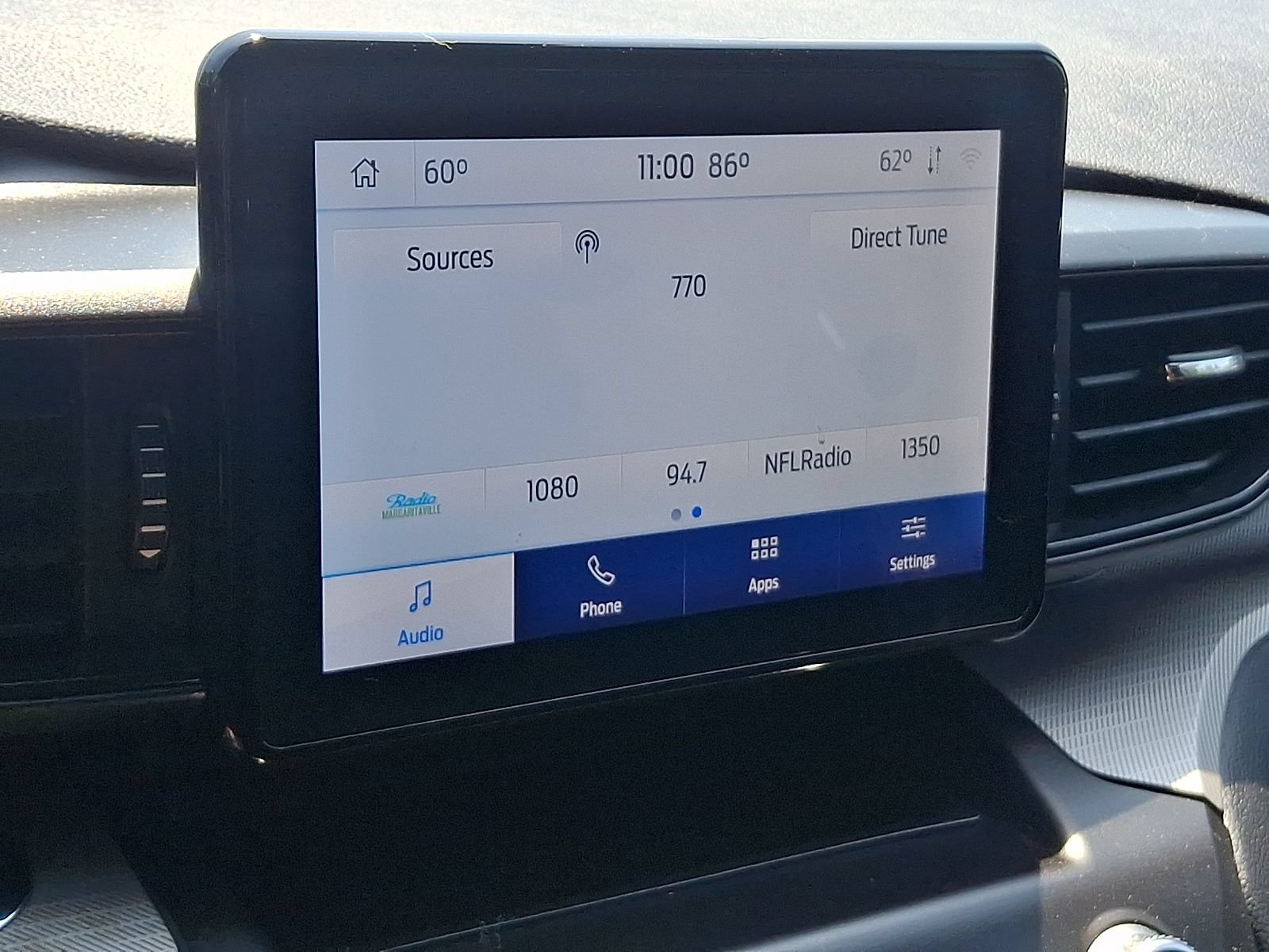 Certified 2020 Ford Explorer XLT w/ Comfort Package AWD/4WD image 17