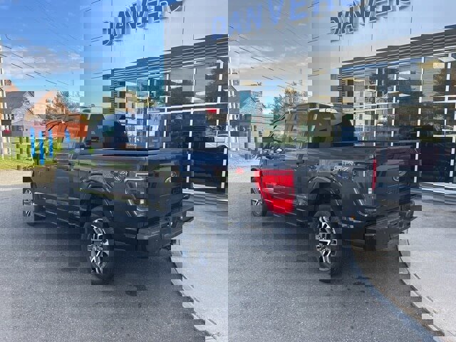 Certified 2022 Ford F150 XL w/ STX Appearance Package image 7