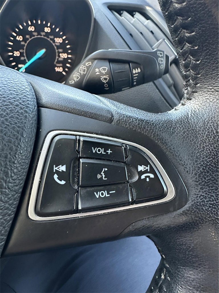 Certified 2019 Ford Escape SEL image 25