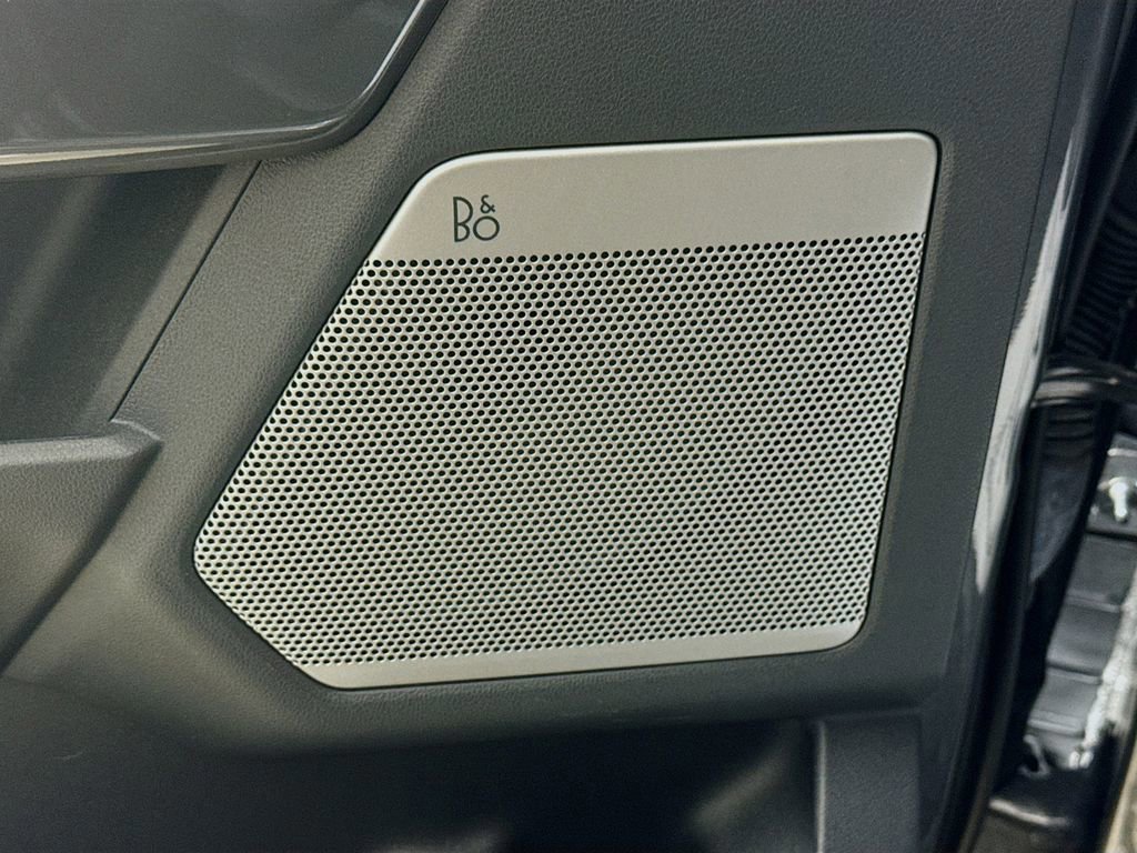 Certified 2023 Ford F150 XLT w/ Equipment Group 302A High image 22