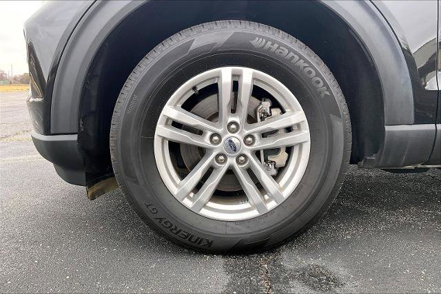 Certified 2023 Ford Explorer XLT w/ Equipment Group 202A image 9