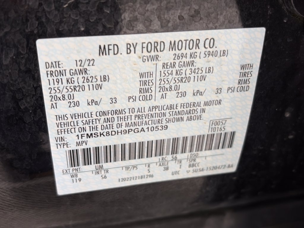 Certified 2023 Ford Explorer XLT w/ Equipment Group 202A AWD/4WD image 9