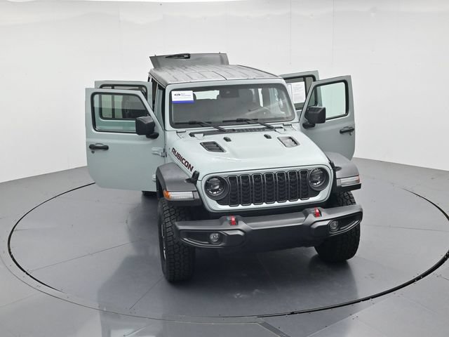 Used 2024 Jeep Wrangler Unlimited Rubicon AWD/4WD image 57