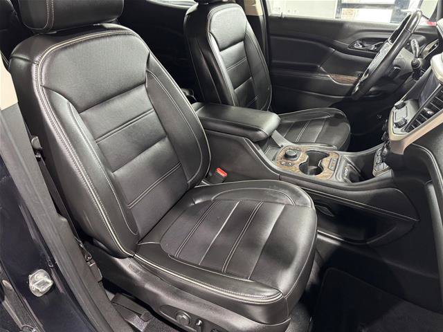Used 2021 GMC Acadia Denali w/ Denali Technology Package AWD/4WD image 31