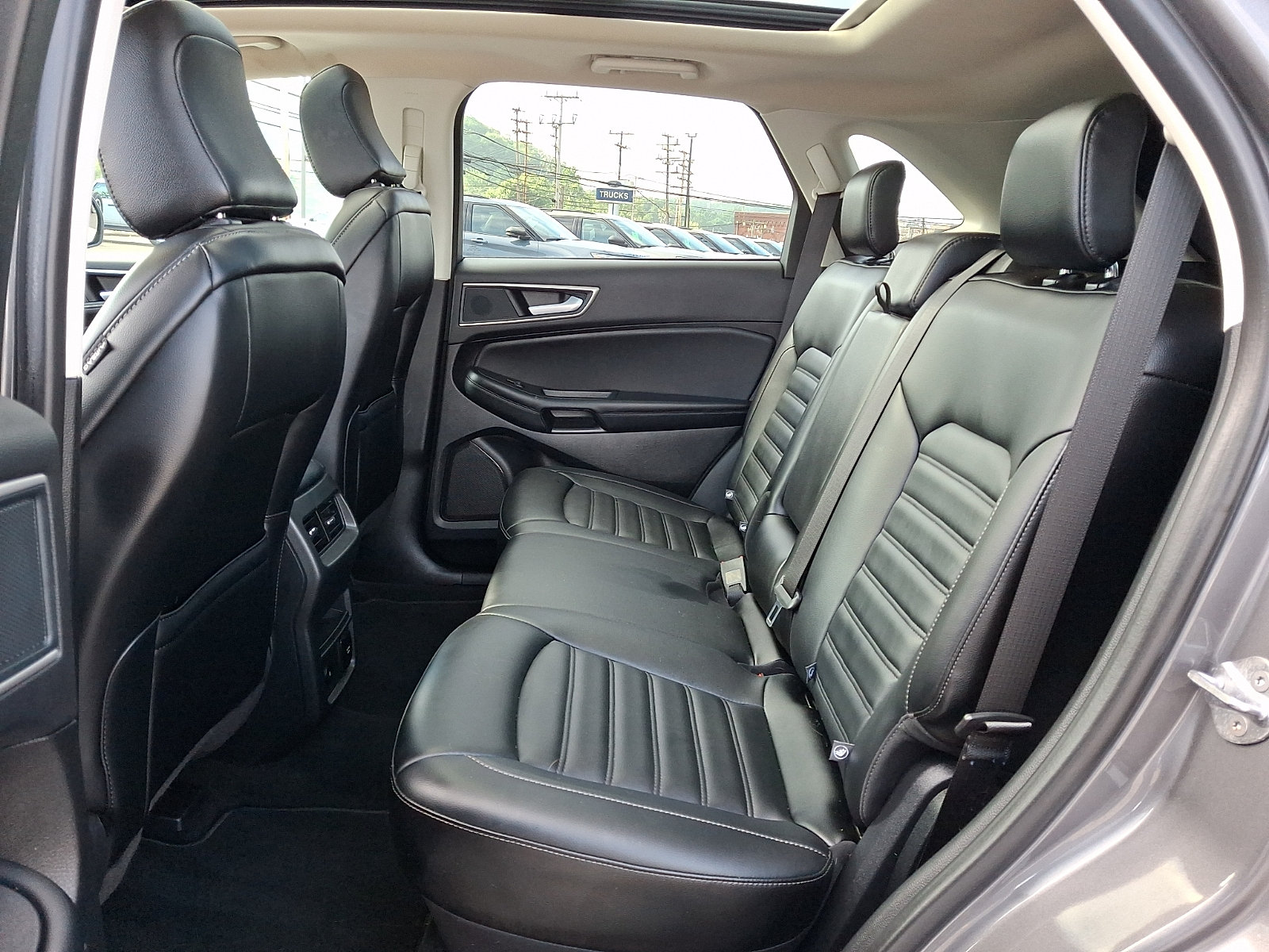 Certified 2024 Ford Edge SEL w/ Convenience Package AWD/4WD image 10
