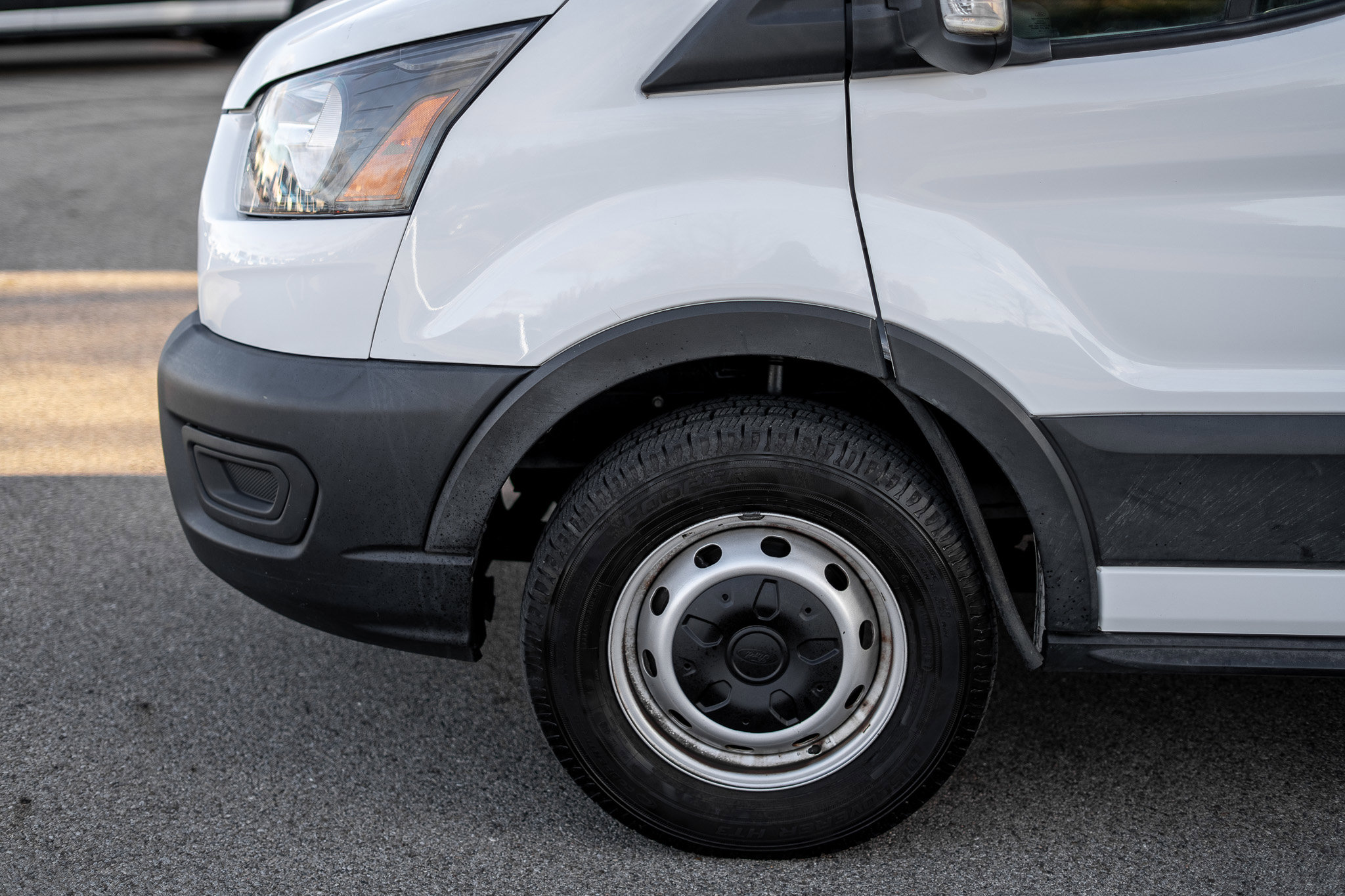 Certified 2020 Ford Transit 250 Medium Roof w/ Interior Upgrade Package image 9