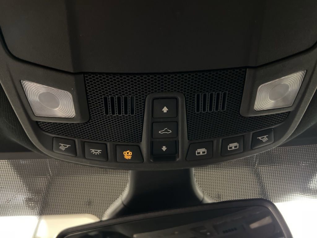 Certified 2024 Ford Edge ST-Line AWD/4WD image 25