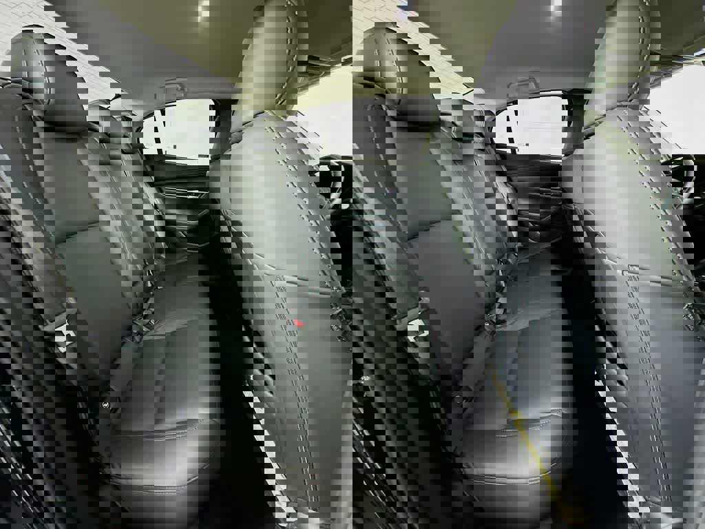 Used 2021 MAZDA MAZDA3 s image 30