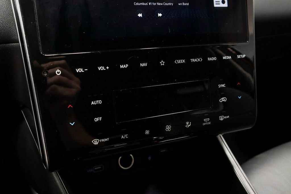 Certified 2024 Hyundai Tucson Limited FWD image 37