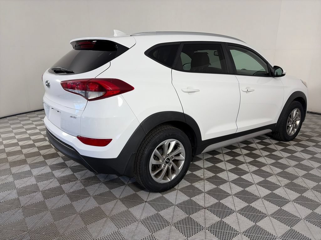 Used 2017 Hyundai Tucson SE Plus AWD/4WD image 7