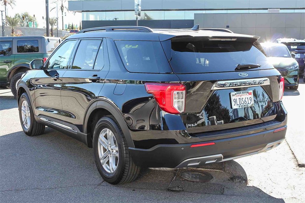 Certified 2023 Ford Explorer XLT w/ Equipment Group 202A image 8