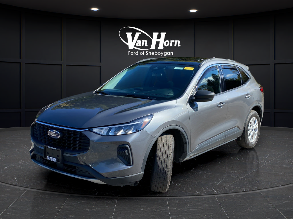 Certified 2023 Ford Escape Active w/ Tech Pack #1 AWD/4WD image 3