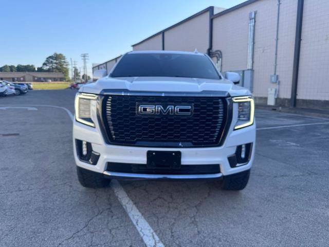 Used 2023 GMC Yukon Denali Ultimate AWD/4WD image 2