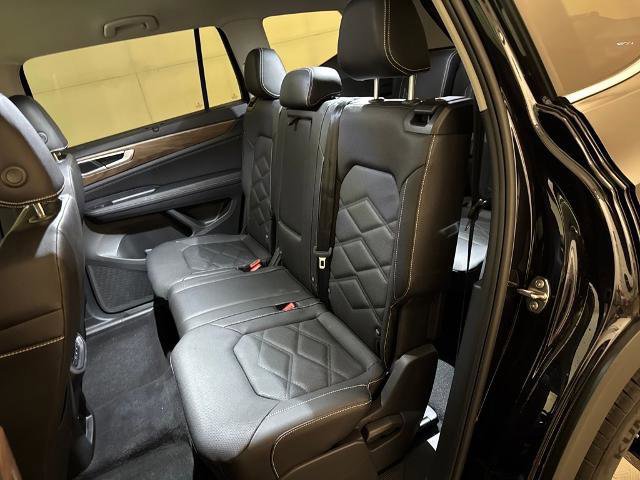 Used 2026 Volkswagen Atlas SE FWD image 30
